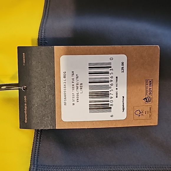 The North Face Joggers - Picture 4 of 5